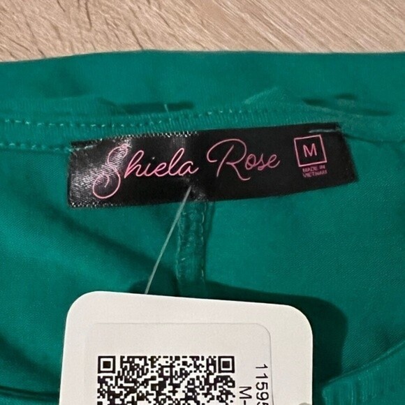 Shiela Rose Emerald Green Dolman Sleeve Boat Neck Top Women's Size M - Picture 3 of 6